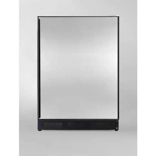 CT67SS Freestanding refrigerator-freezer in white with stainless steel panel, cycle defrost operation and glass shelves