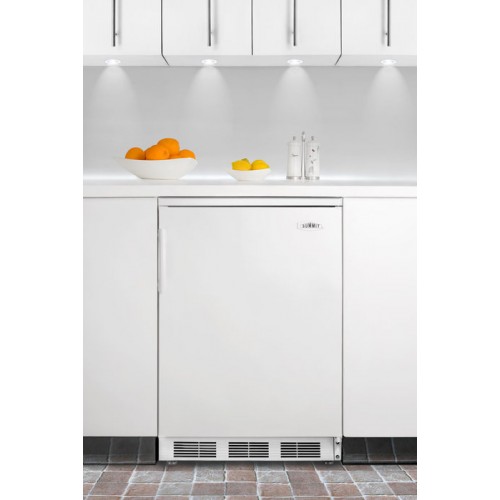 FF67BI Commercially approved built-in undercounter all-refrigerator with automatic defrost